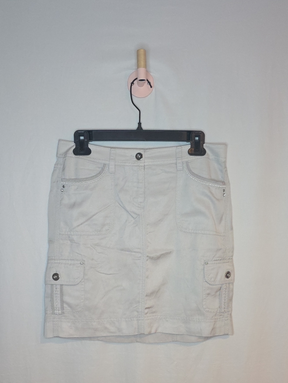 White House Black Market Cream Cargo Skort with Pocket Details Rhinestone Detail